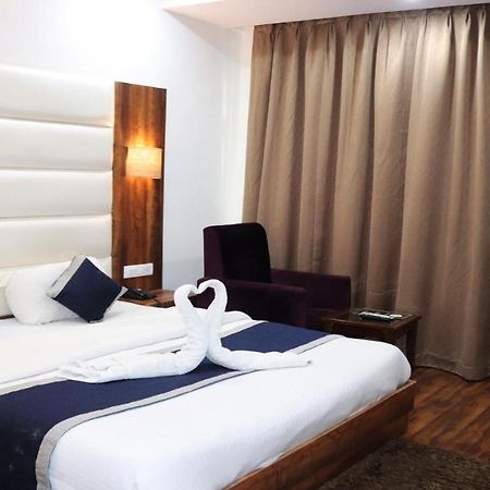 Ak Continental - Mcleodganj Hotel Дхарамсала Екстериор снимка