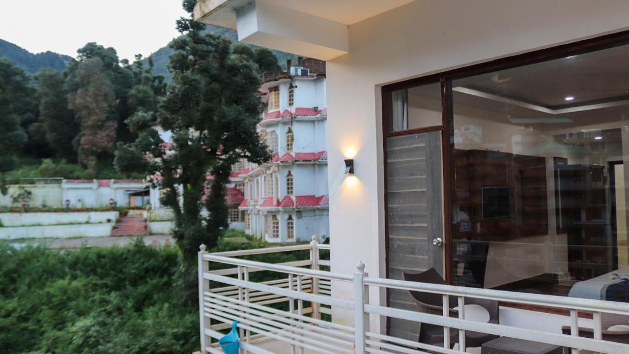 Ak Continental - Mcleodganj Hotel Дхарамсала Екстериор снимка