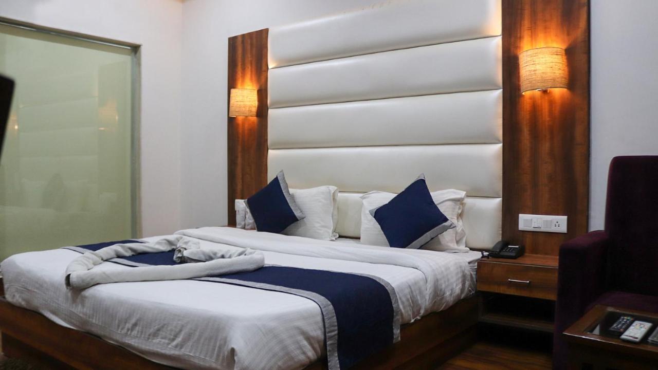 Ak Continental - Mcleodganj Hotel Дхарамсала Екстериор снимка