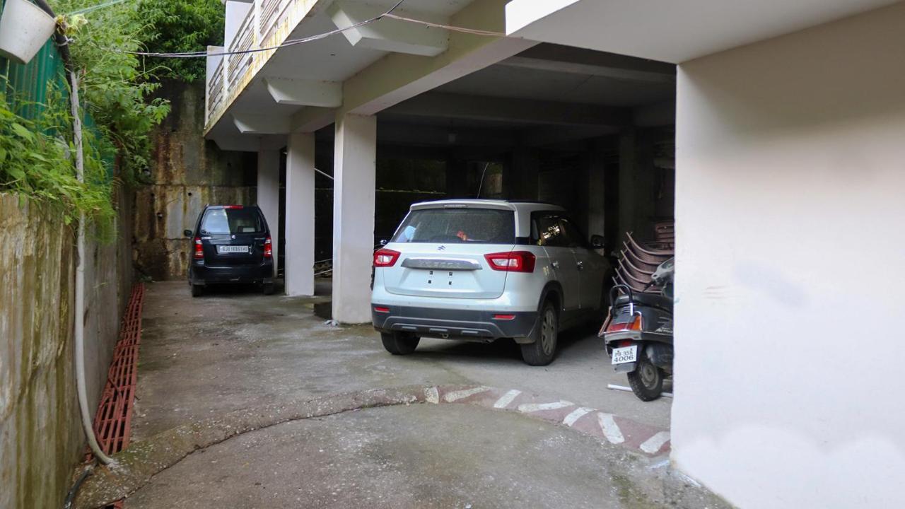 Ak Continental - Mcleodganj Hotel Дхарамсала Екстериор снимка