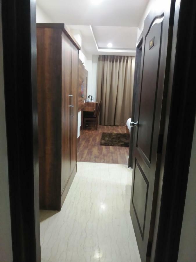 Ak Continental - Mcleodganj Hotel Дхарамсала Екстериор снимка