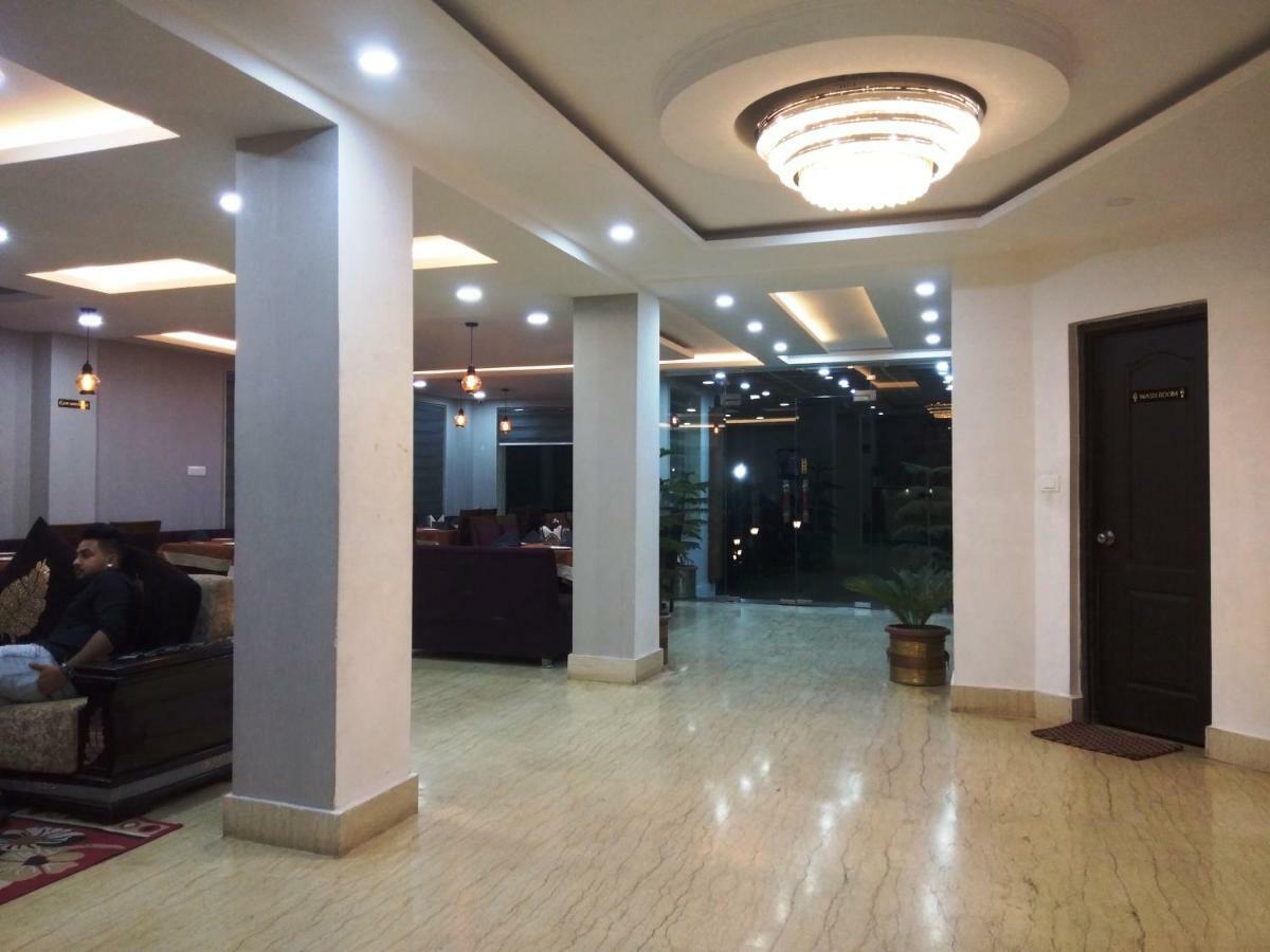 Ak Continental - Mcleodganj Hotel Дхарамсала Екстериор снимка