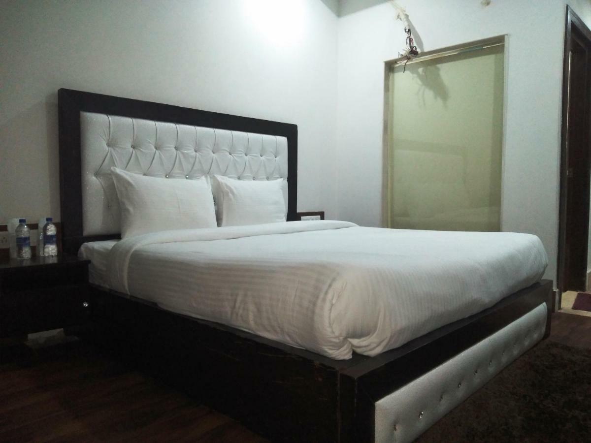 Ak Continental - Mcleodganj Hotel Дхарамсала Екстериор снимка